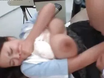 নোংরা stepdaddy licks এবং fucks  তার গরম সৎ মেয়ে মুখে