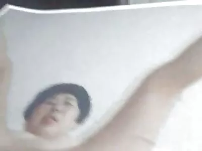 ছোট্ট কিশোর প্রিয়তম চুষা একটি গড়  pecker মধ্যে POV অধিবেশন